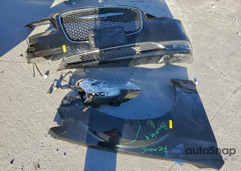 2017 Chrysler 300C z USA, uszkodzony, nr VIN 2C3CCAEG6HH646090